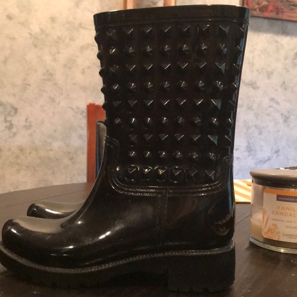 DIRTY LAUNDRY very stylish rain boots! - Picture 3 of 6